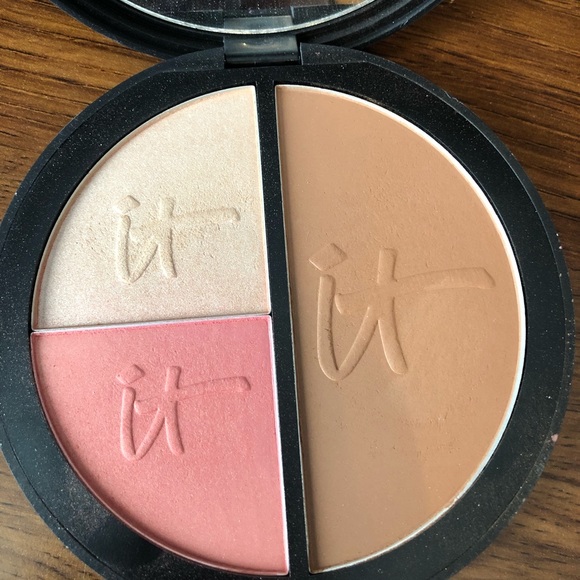 It cosmetics vitality face disc - Picture 2 of 3